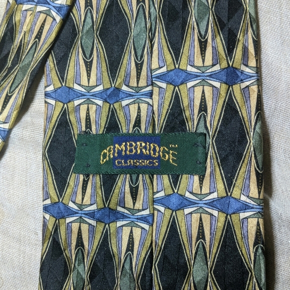 Cambridge Classics tie 100% silk.Green, blue, gold - Picture 5 of 6